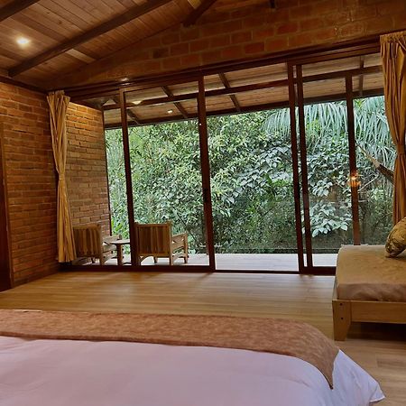 Piripe Wellness Lodge Pacto Esterno foto