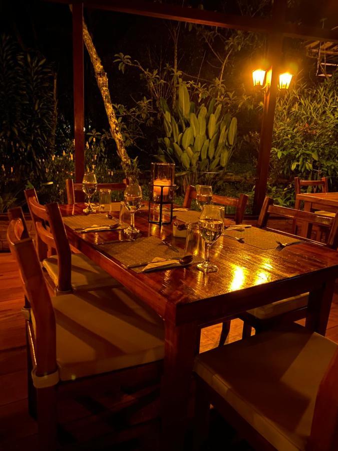 Piripe Wellness Lodge Pacto Esterno foto