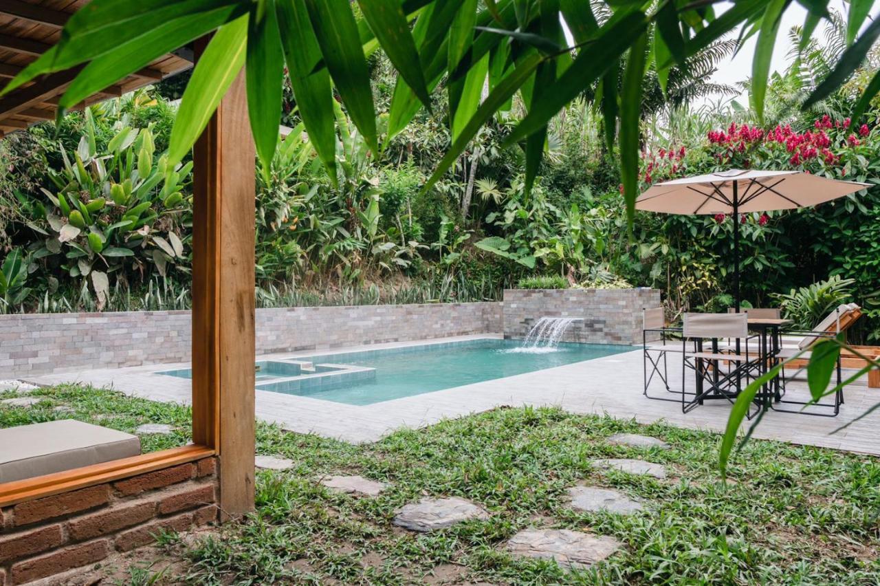 Piripe Wellness Lodge Pacto Esterno foto